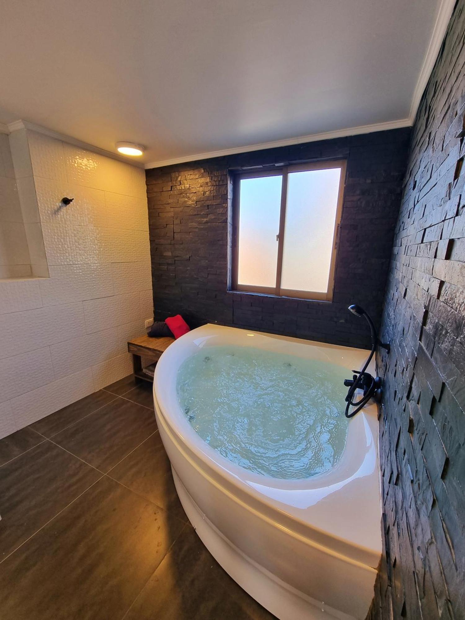 Renaca House B&B วิญาเดลมาร์ ภายนอก รูปภาพ